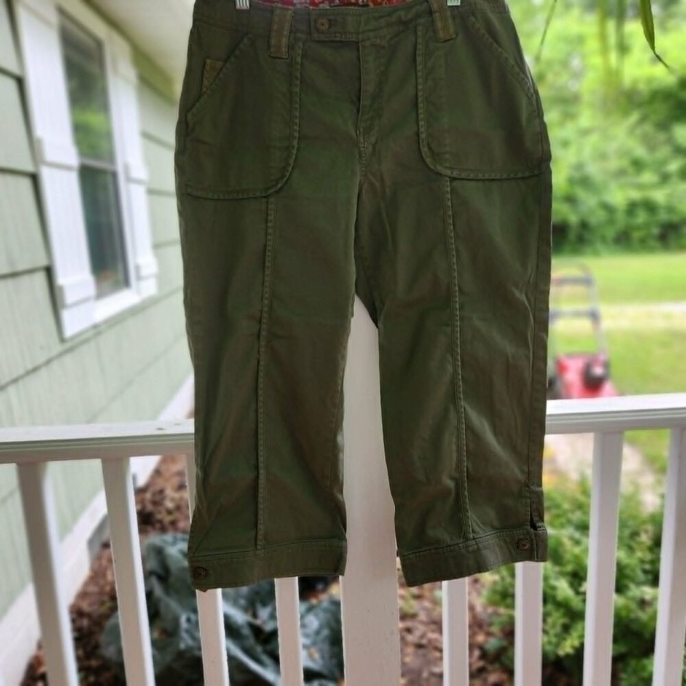 Vintage Bandolino Khaki Cropped Walkers, Hikers, Bikers, Stretch Sz 10